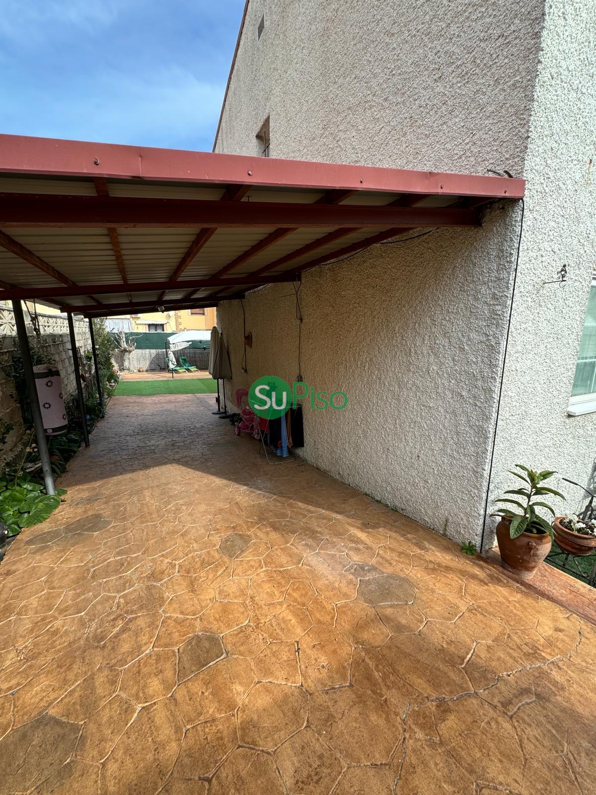 Venta de chalet en Yeles