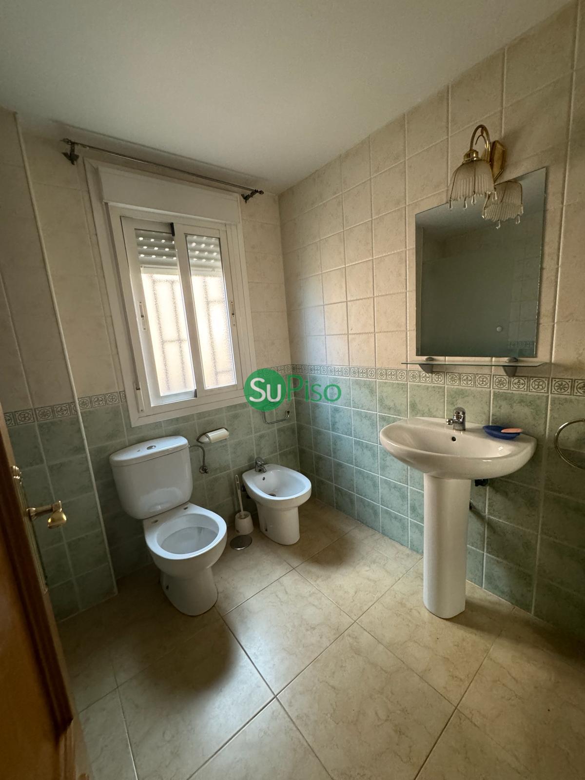 Venta de chalet en Yeles