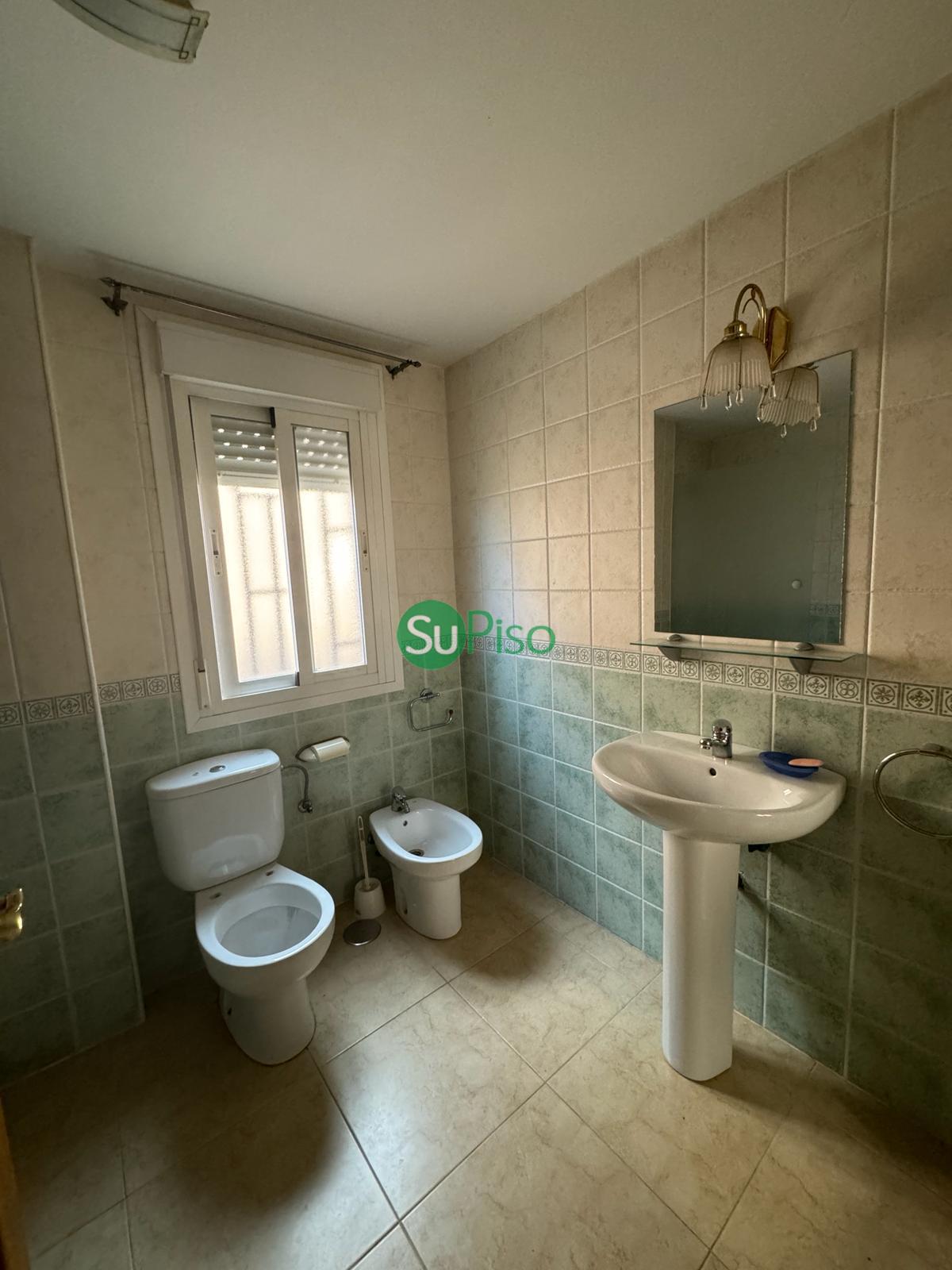 Venta de chalet en Yeles
