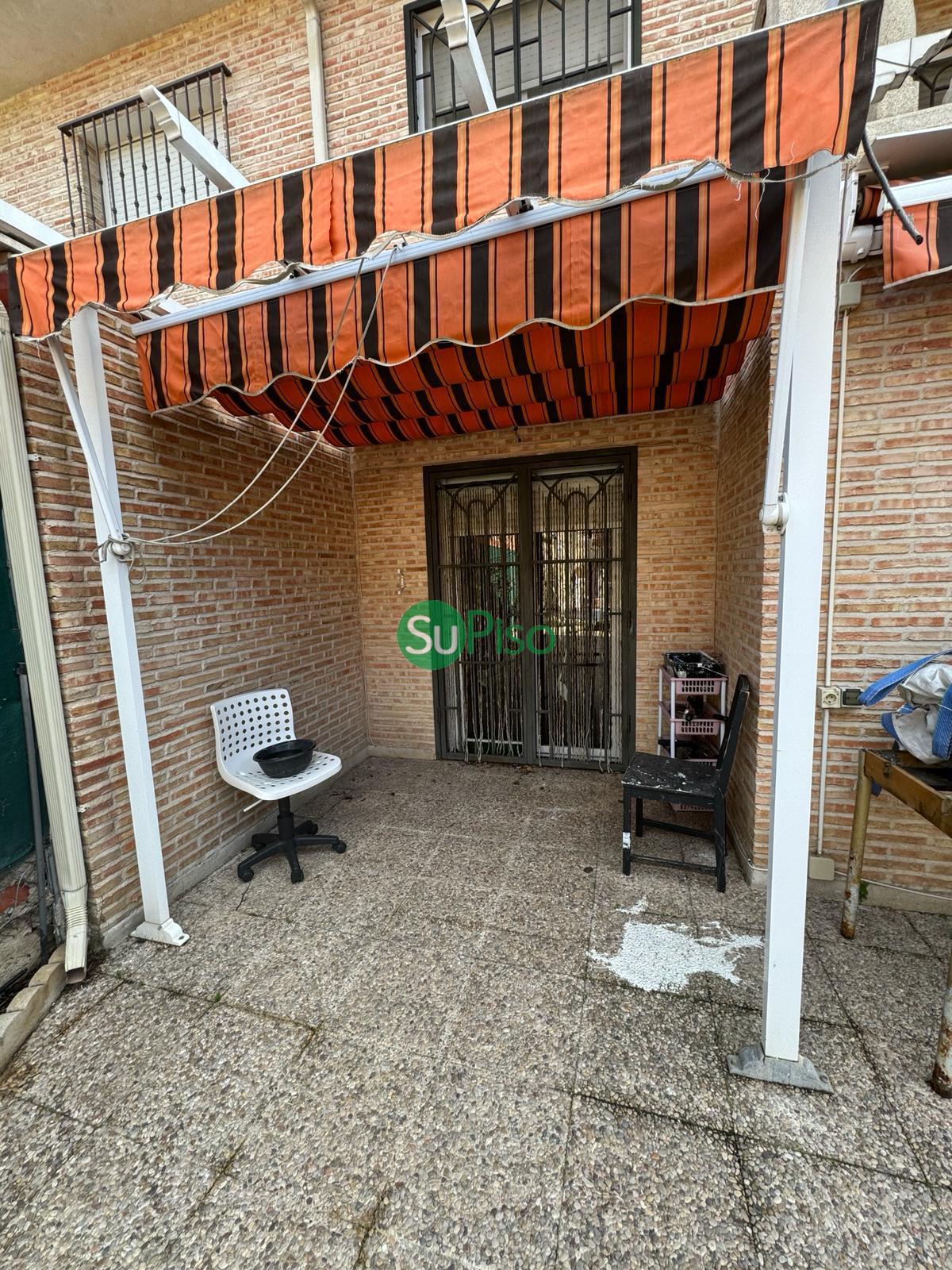 Venta de chalet en Yeles