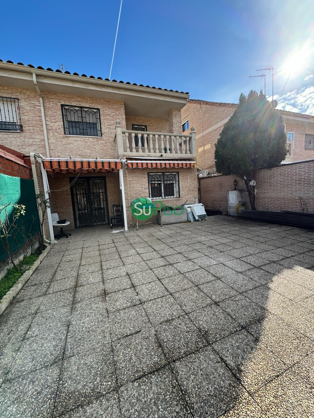 Venta de chalet en Yeles