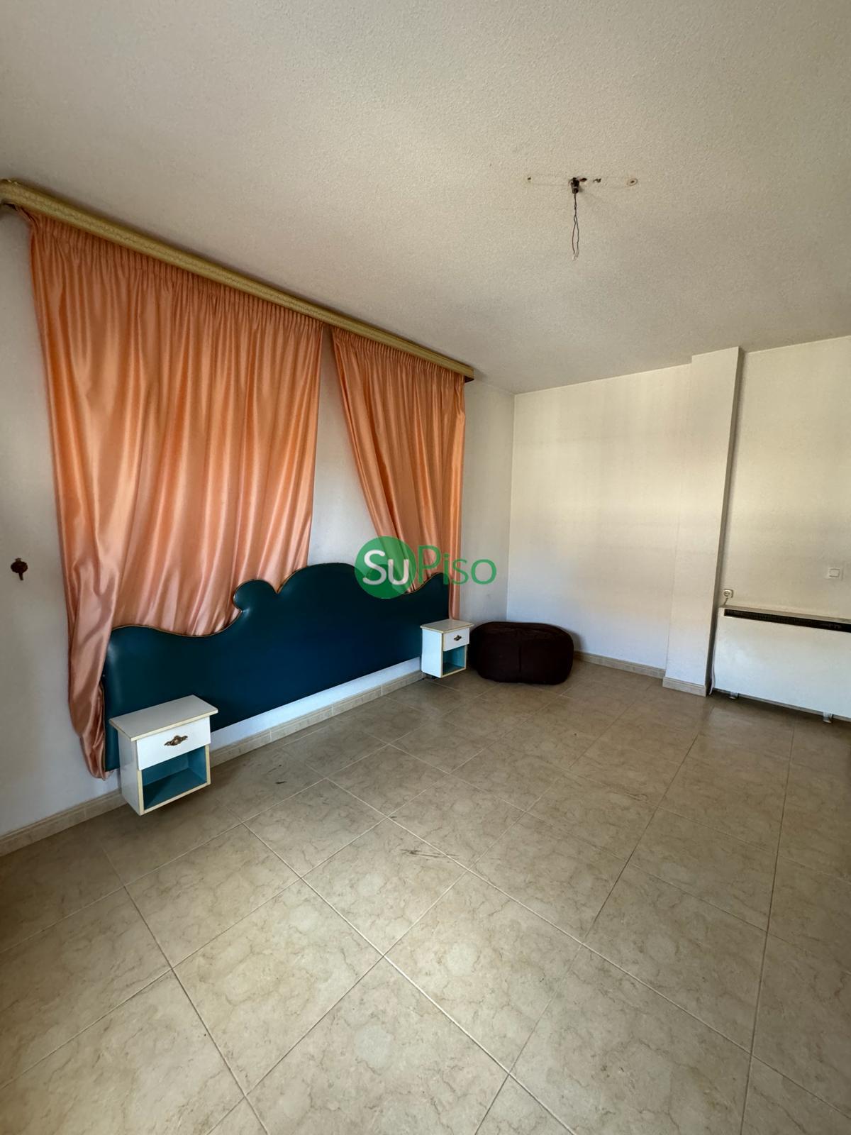 Venta de chalet en Yeles