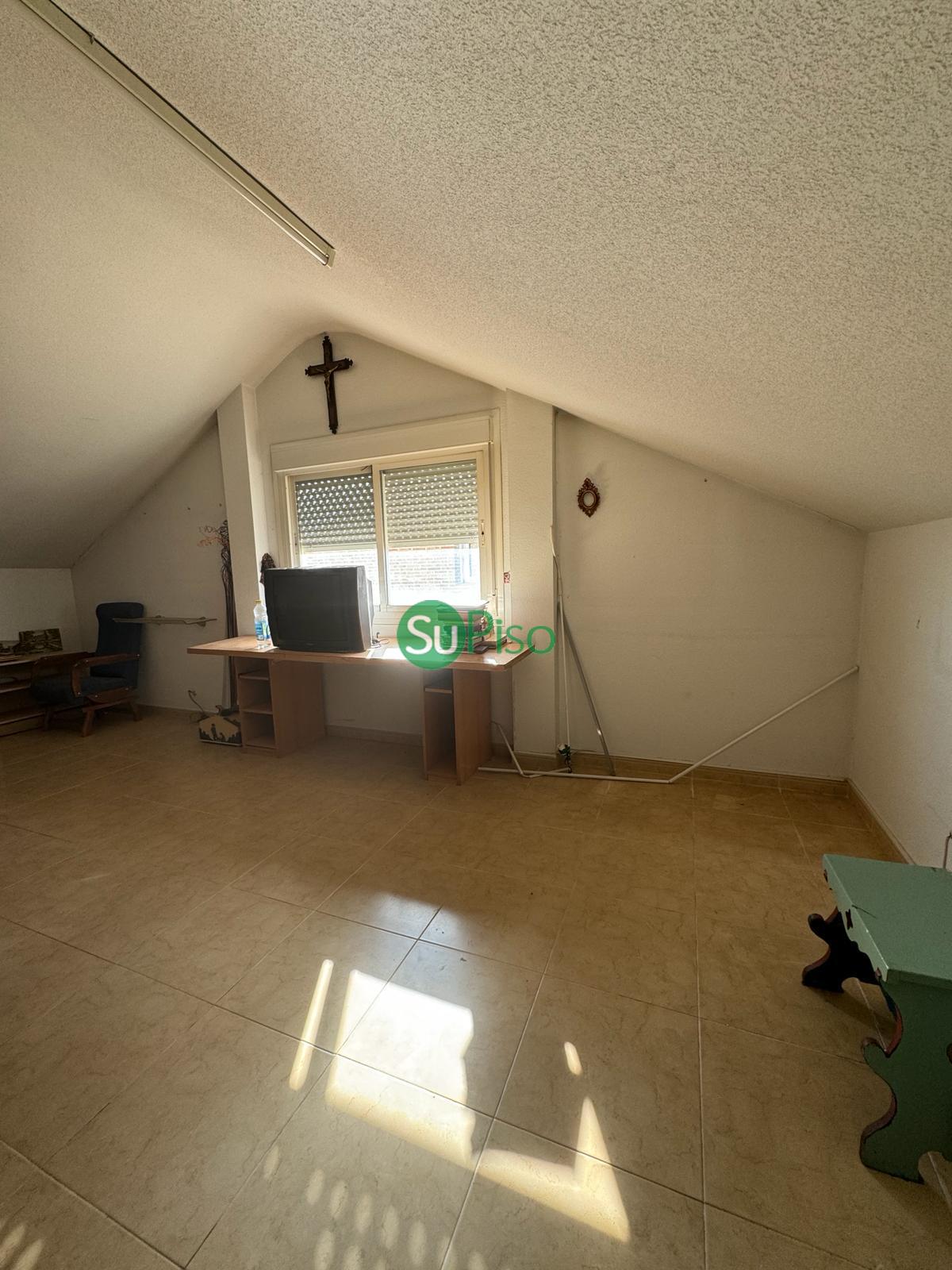 Venta de chalet en Yeles