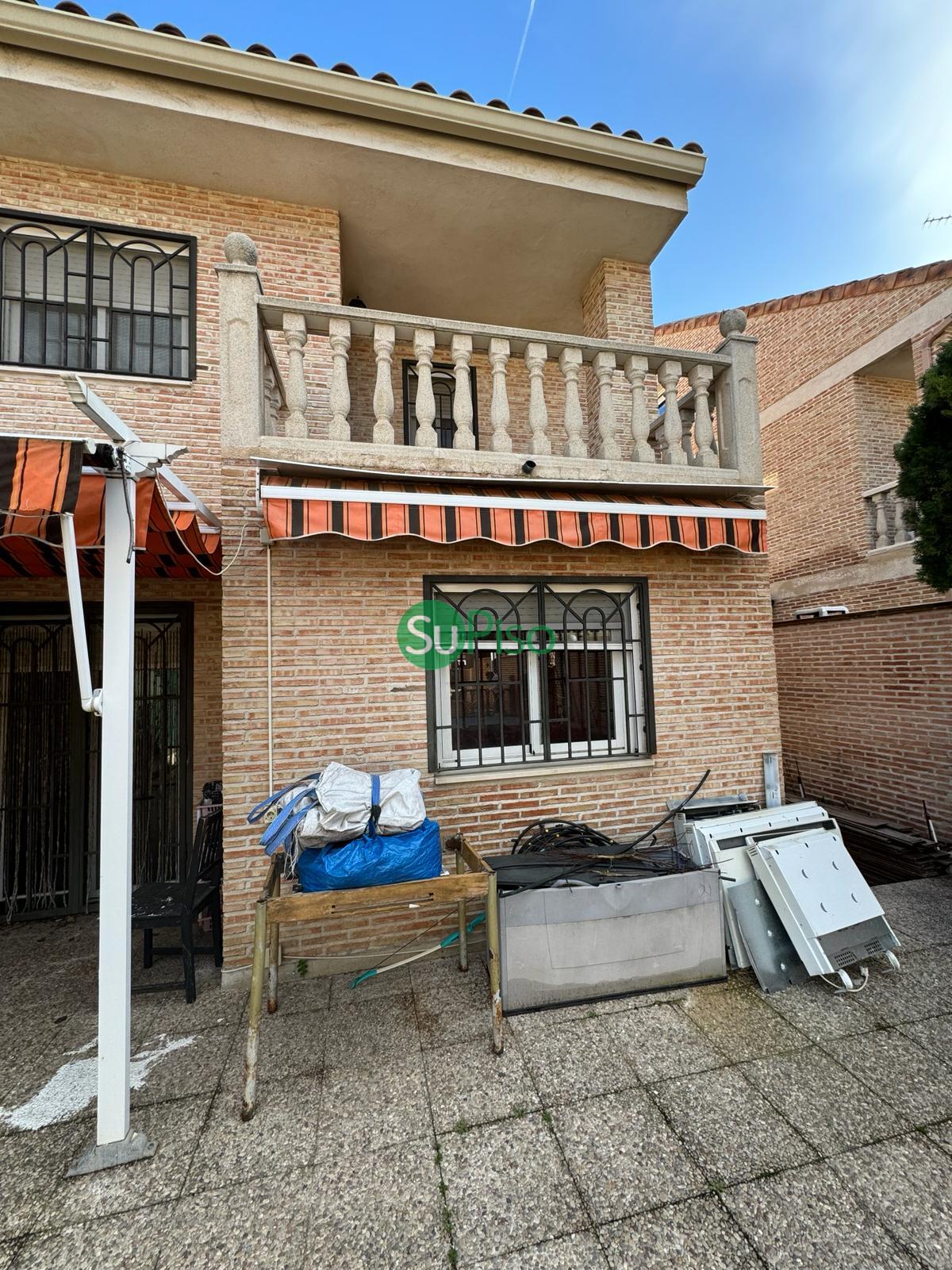Venta de chalet en Yeles