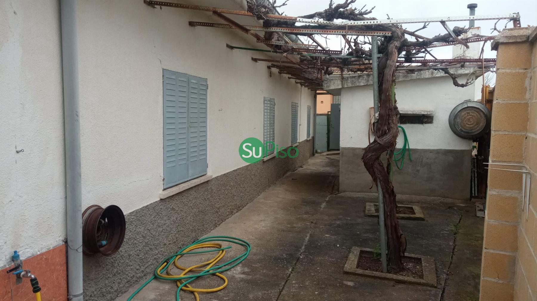 For sale of house in Yuncler