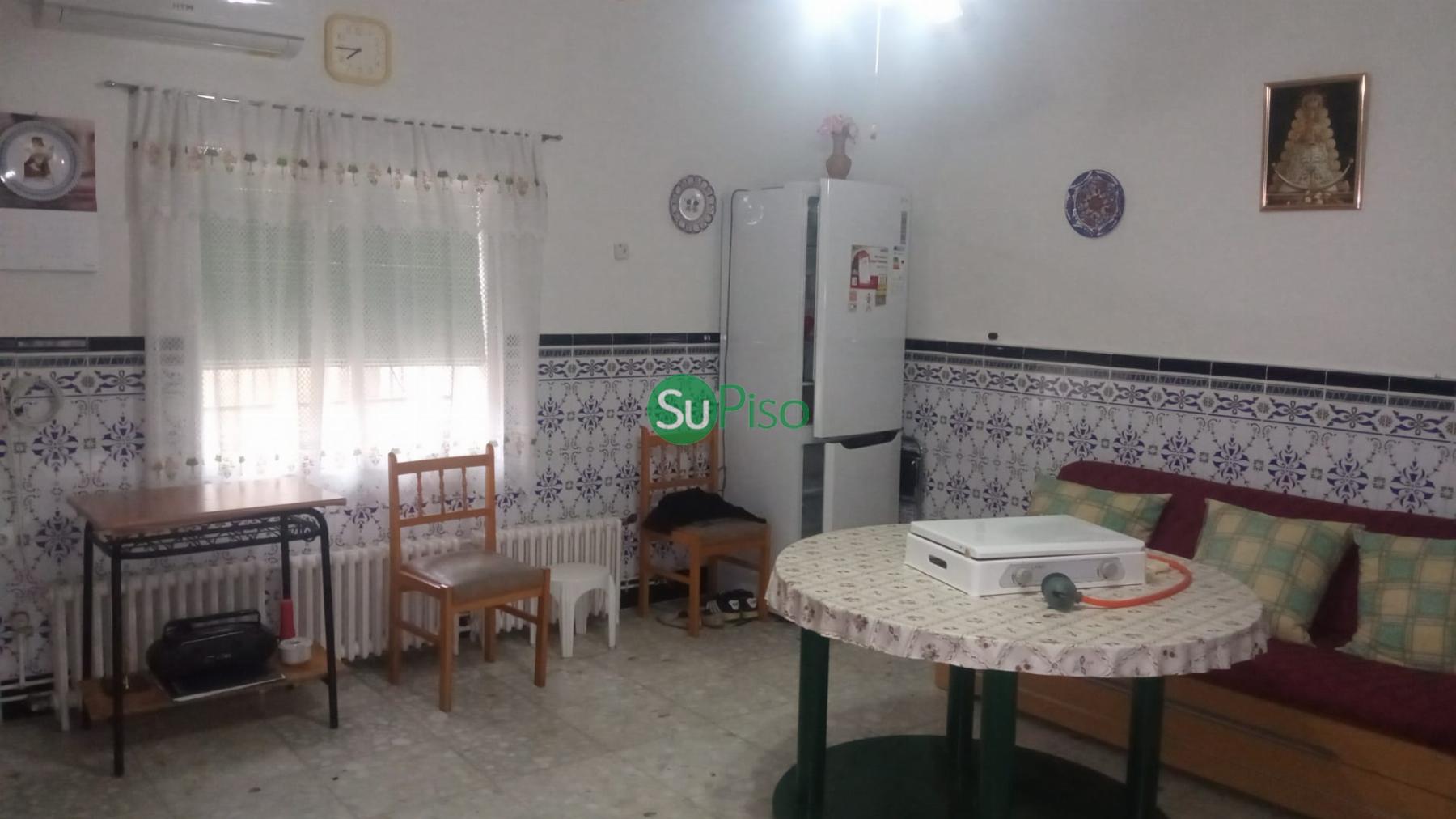 For sale of house in Yuncler