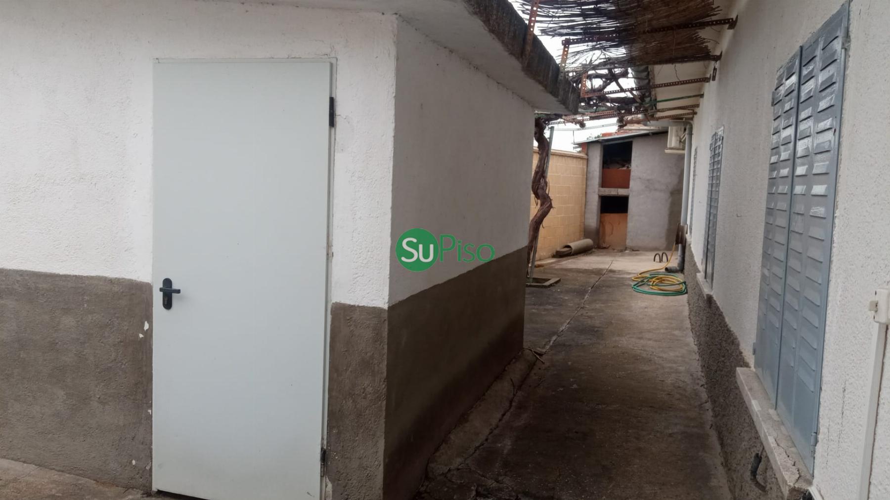 For sale of house in Yuncler