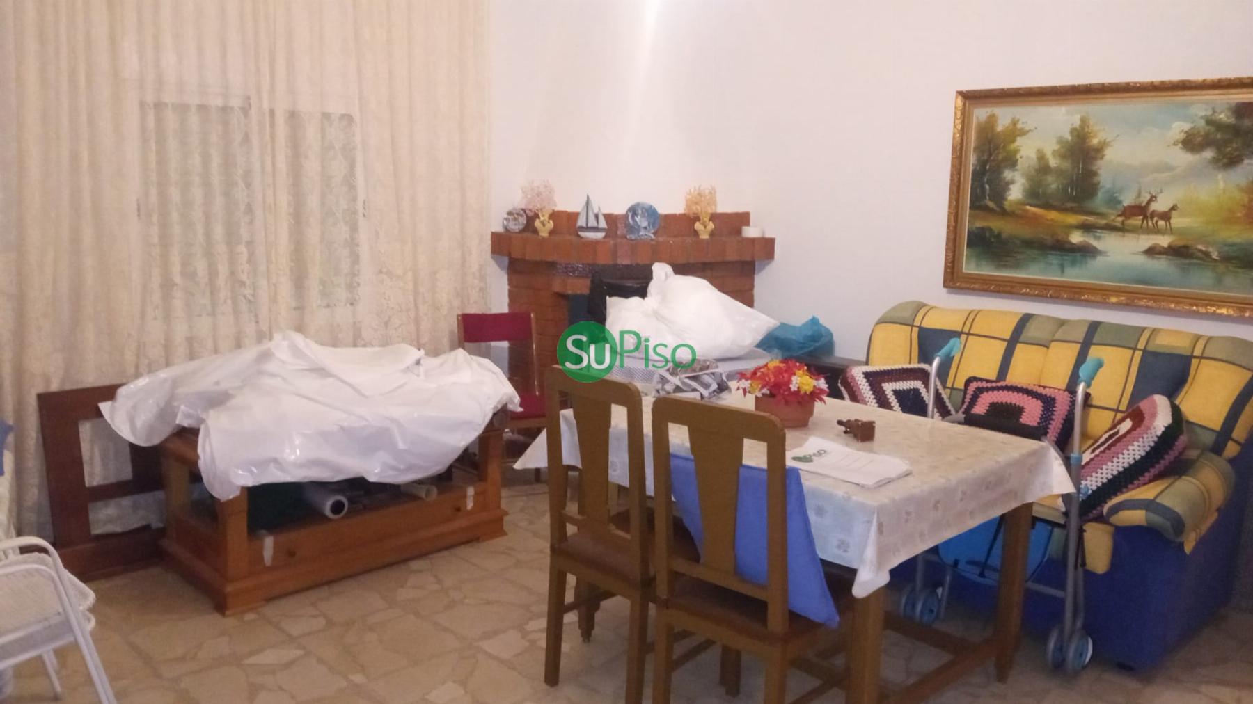 For sale of house in Yuncler