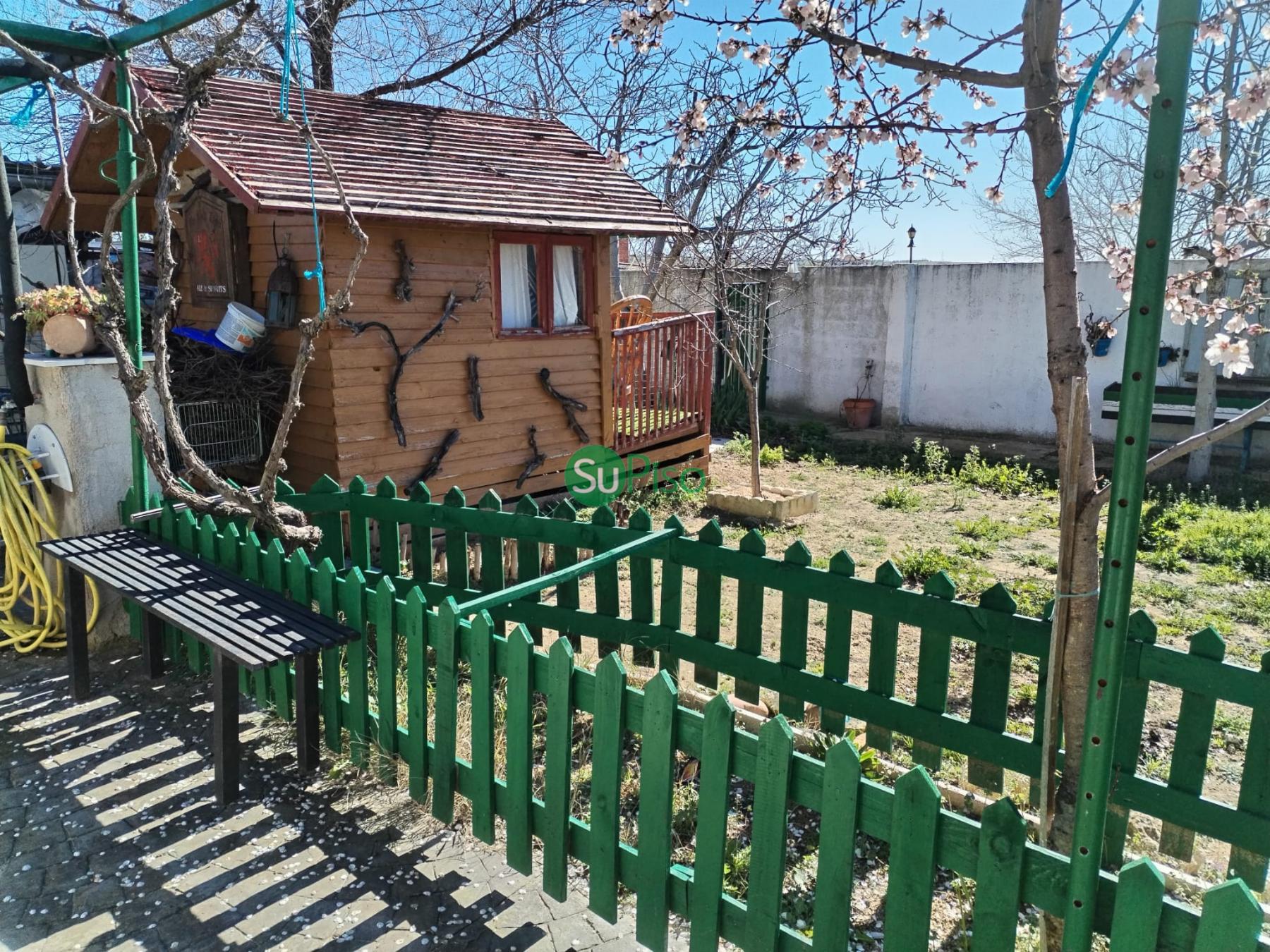 For sale of rural property in Palomeque