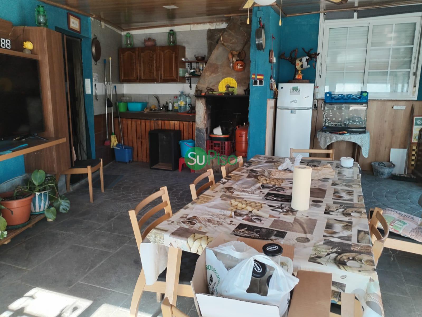 For sale of rural property in Palomeque
