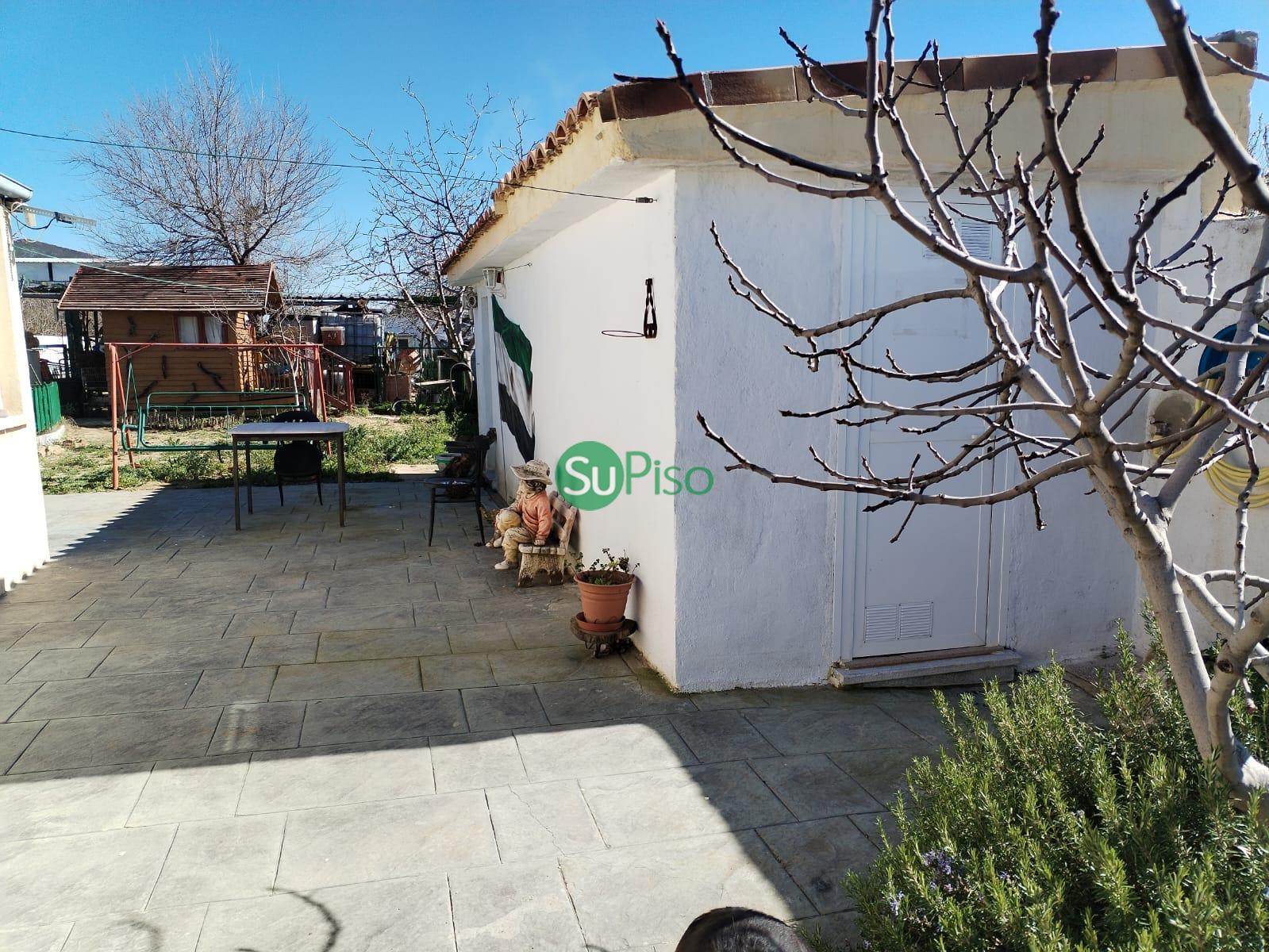For sale of rural property in Palomeque