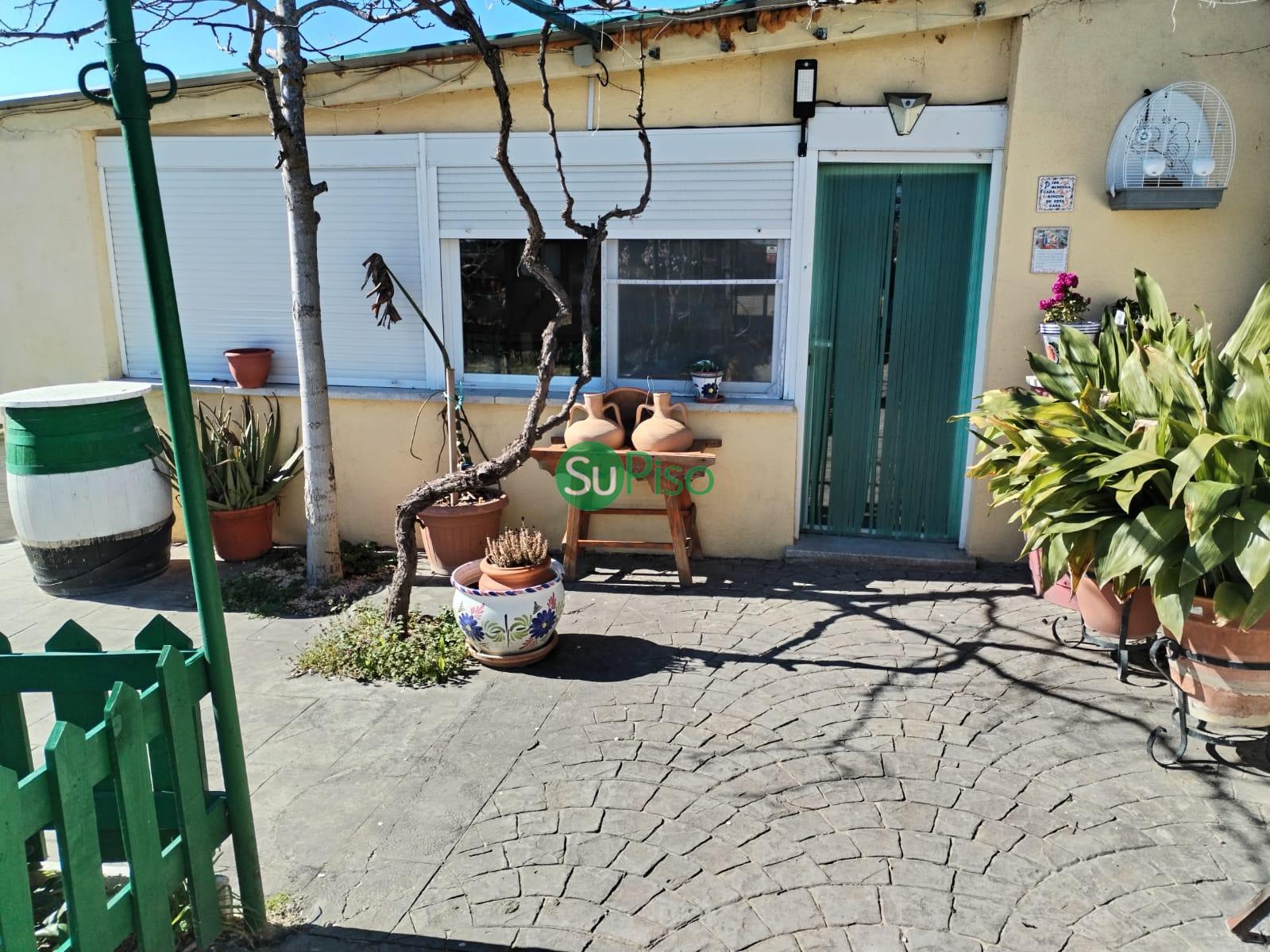 For sale of rural property in Palomeque