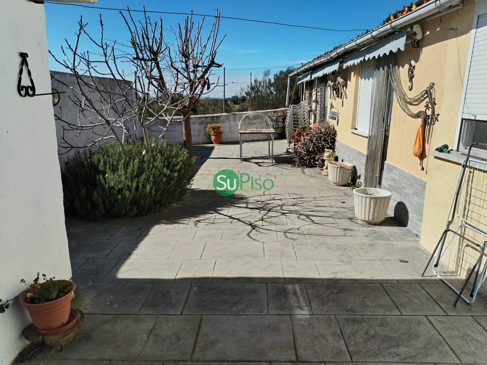For sale of rural property in Palomeque
