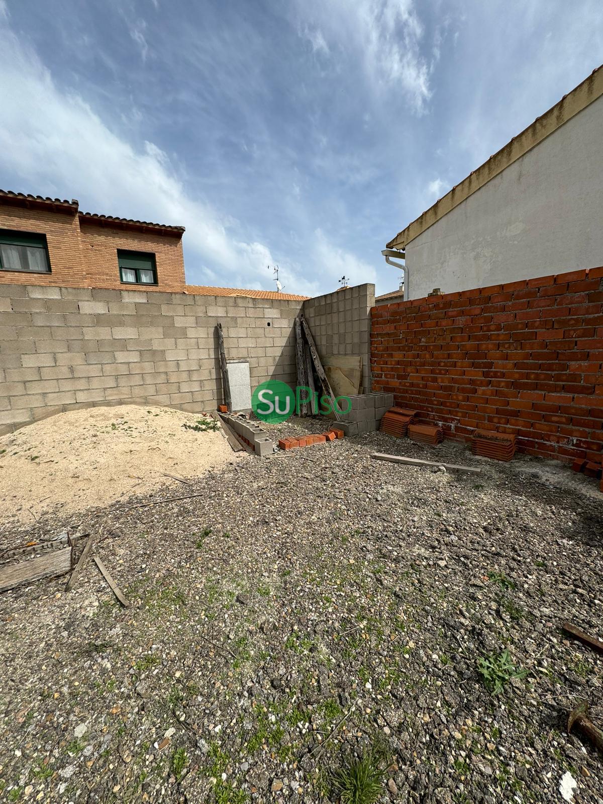 Venta de terreno en Borox