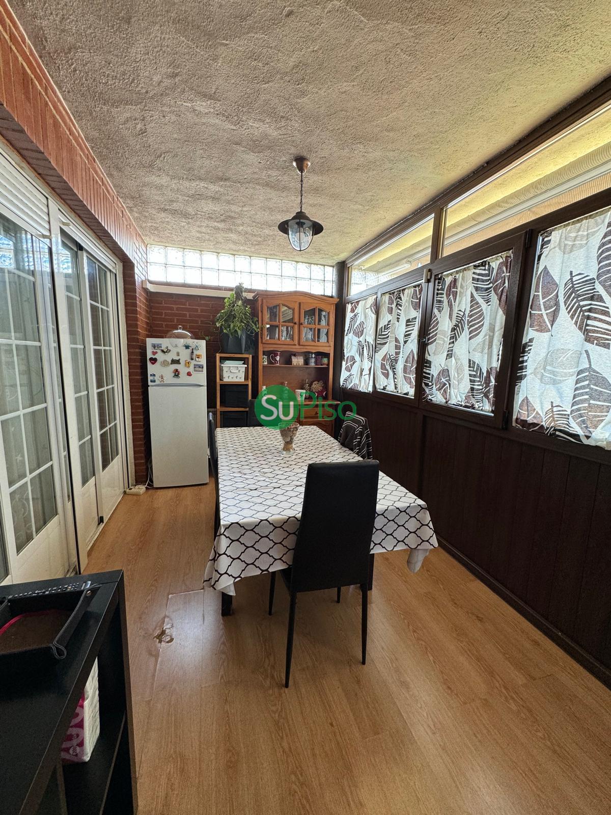 Venta de chalet en Esquivias