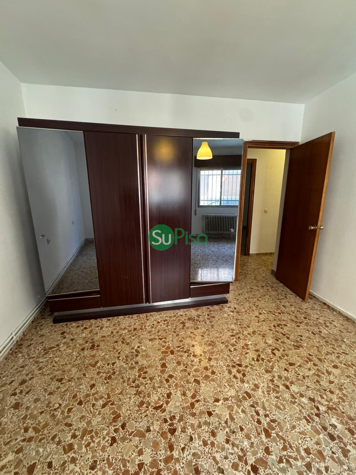 For sale of house in Yeles