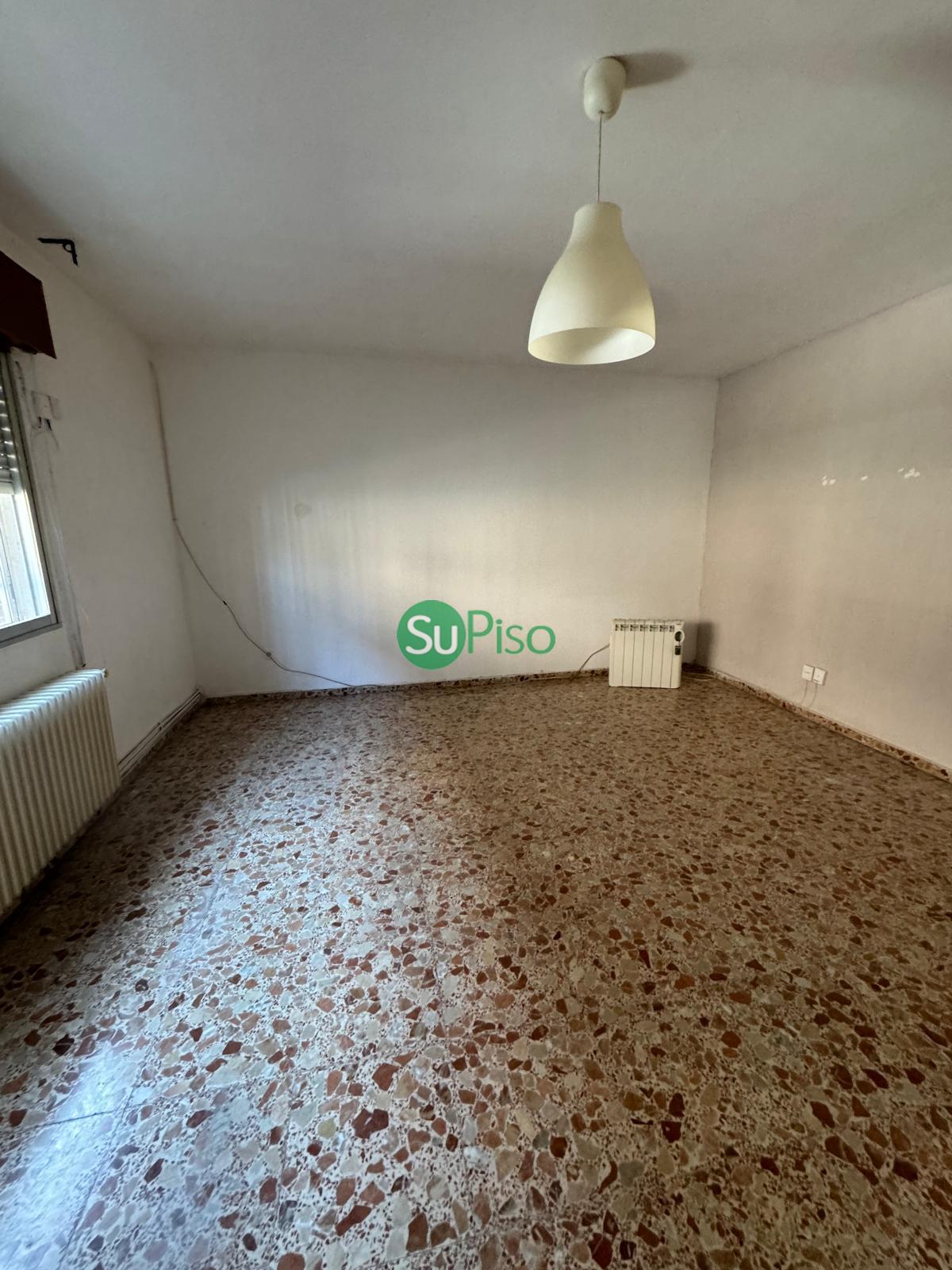For sale of house in Yeles