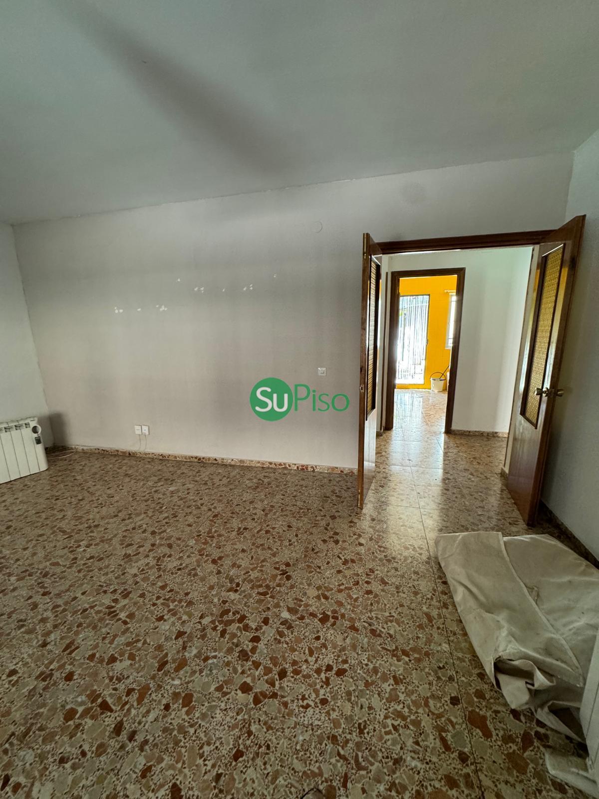 For sale of house in Yeles