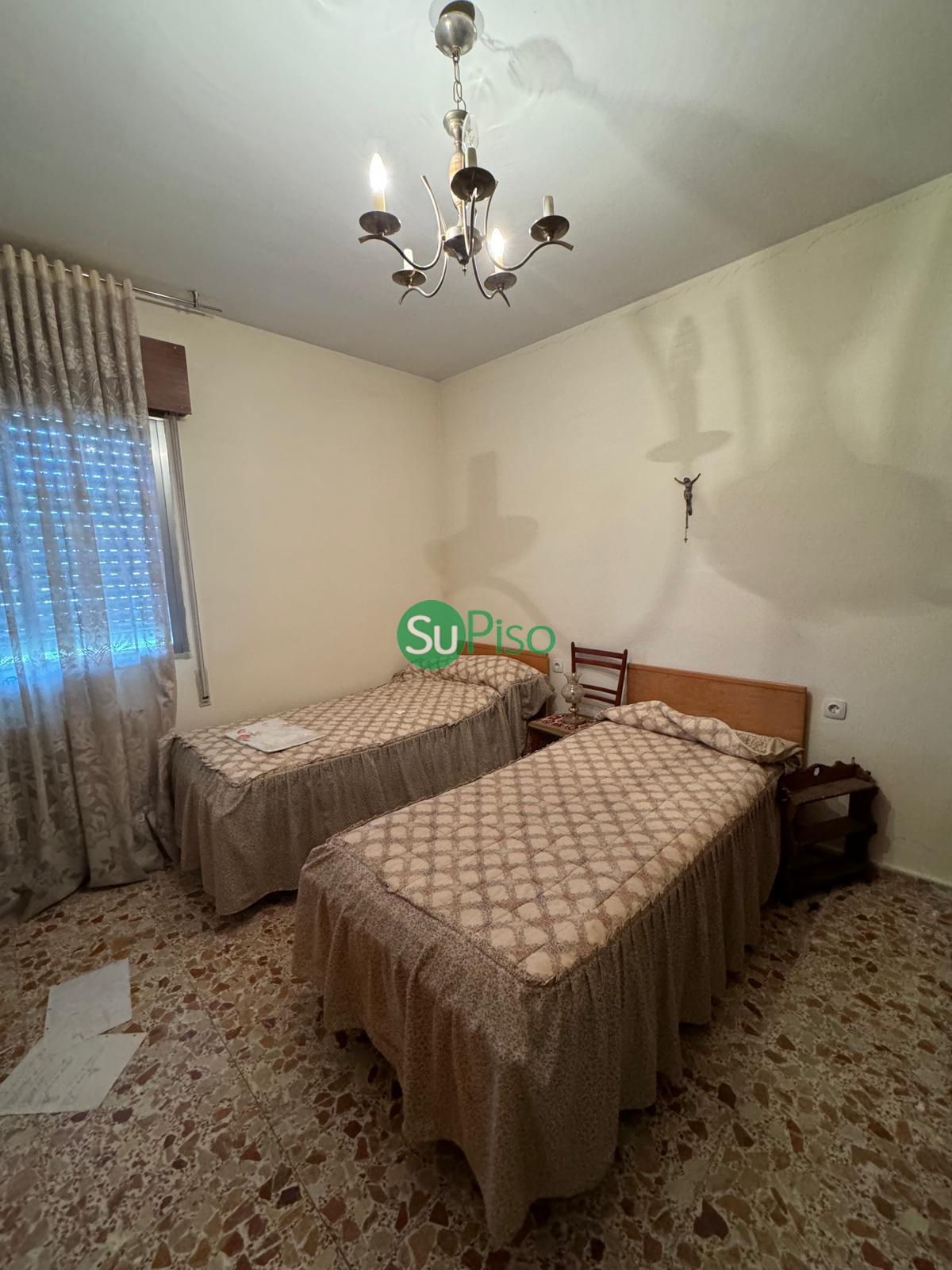 For sale of house in Yeles