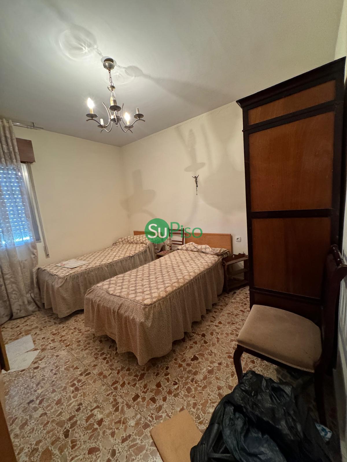 For sale of house in Yeles