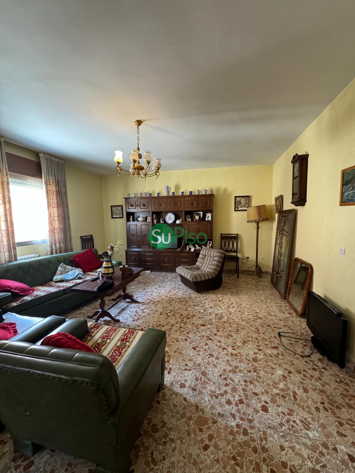 For sale of house in Yeles