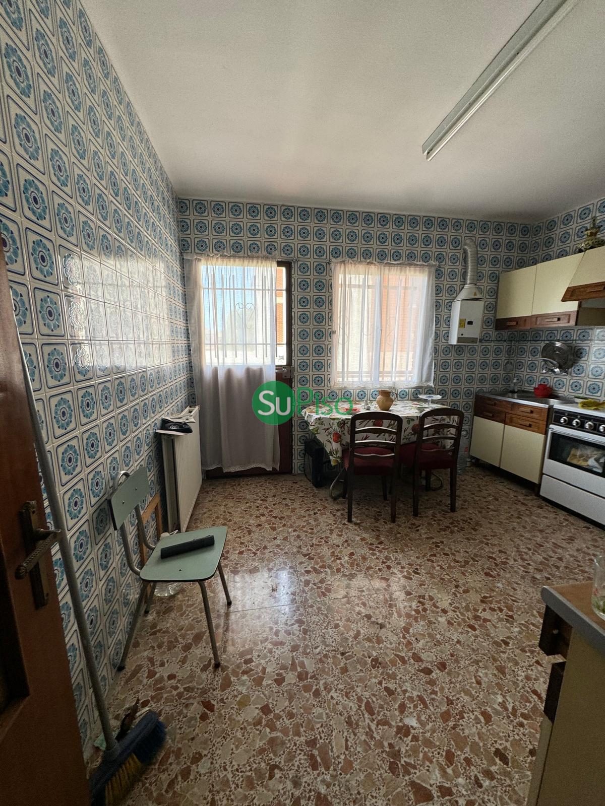 For sale of house in Yeles