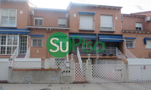 Venta de chalet en Yuncos