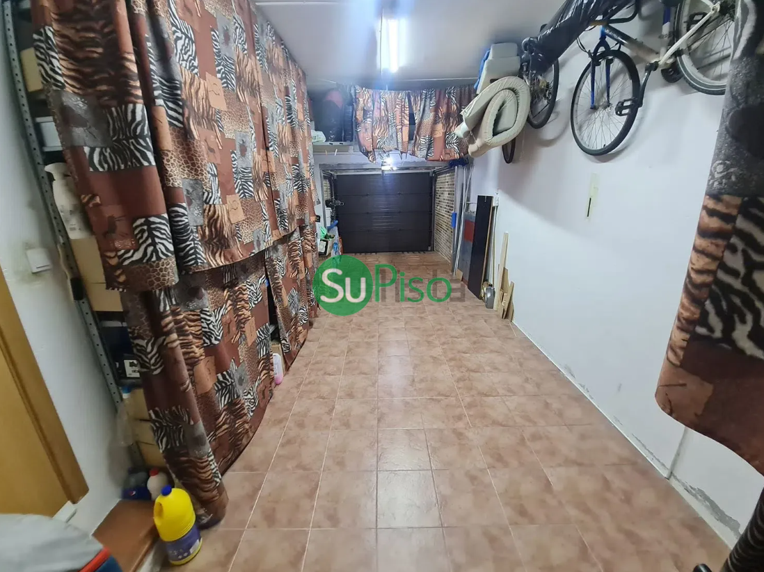 Venta de chalet en Yeles