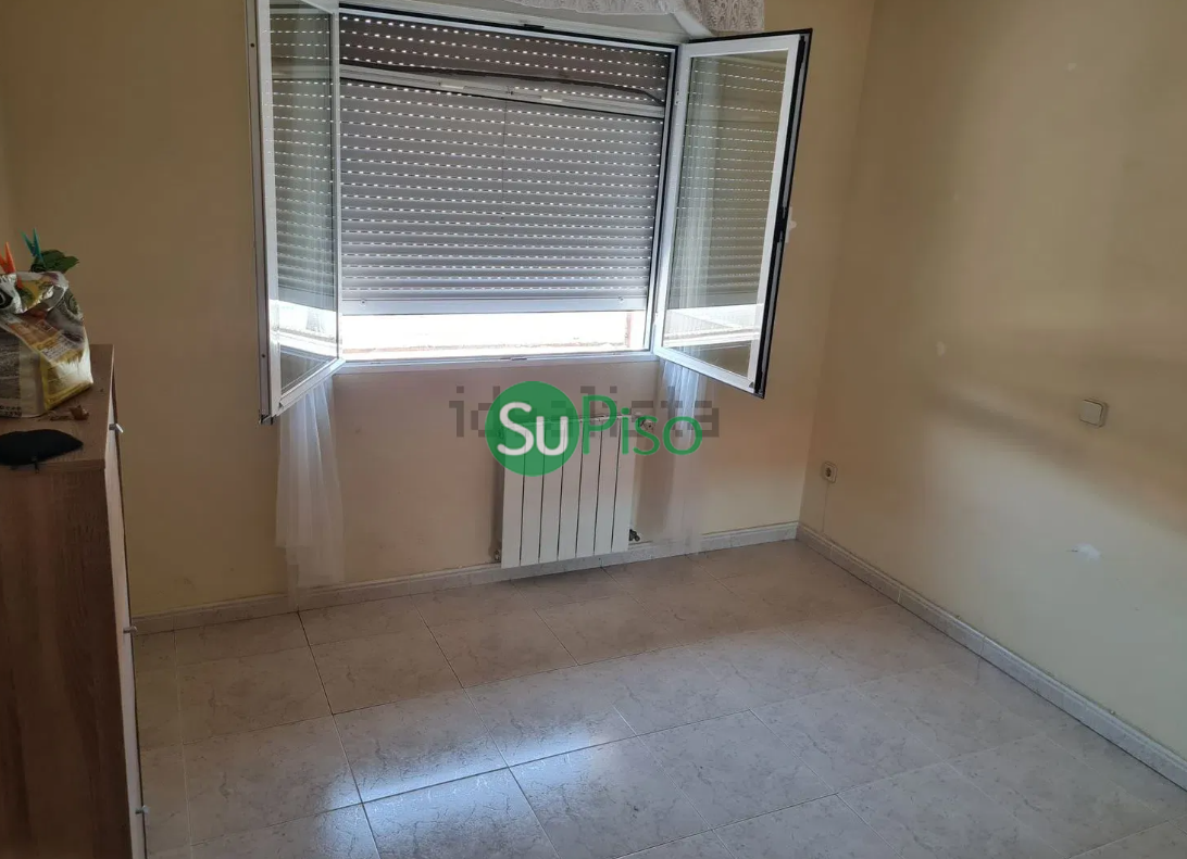 Venta de chalet en Yeles