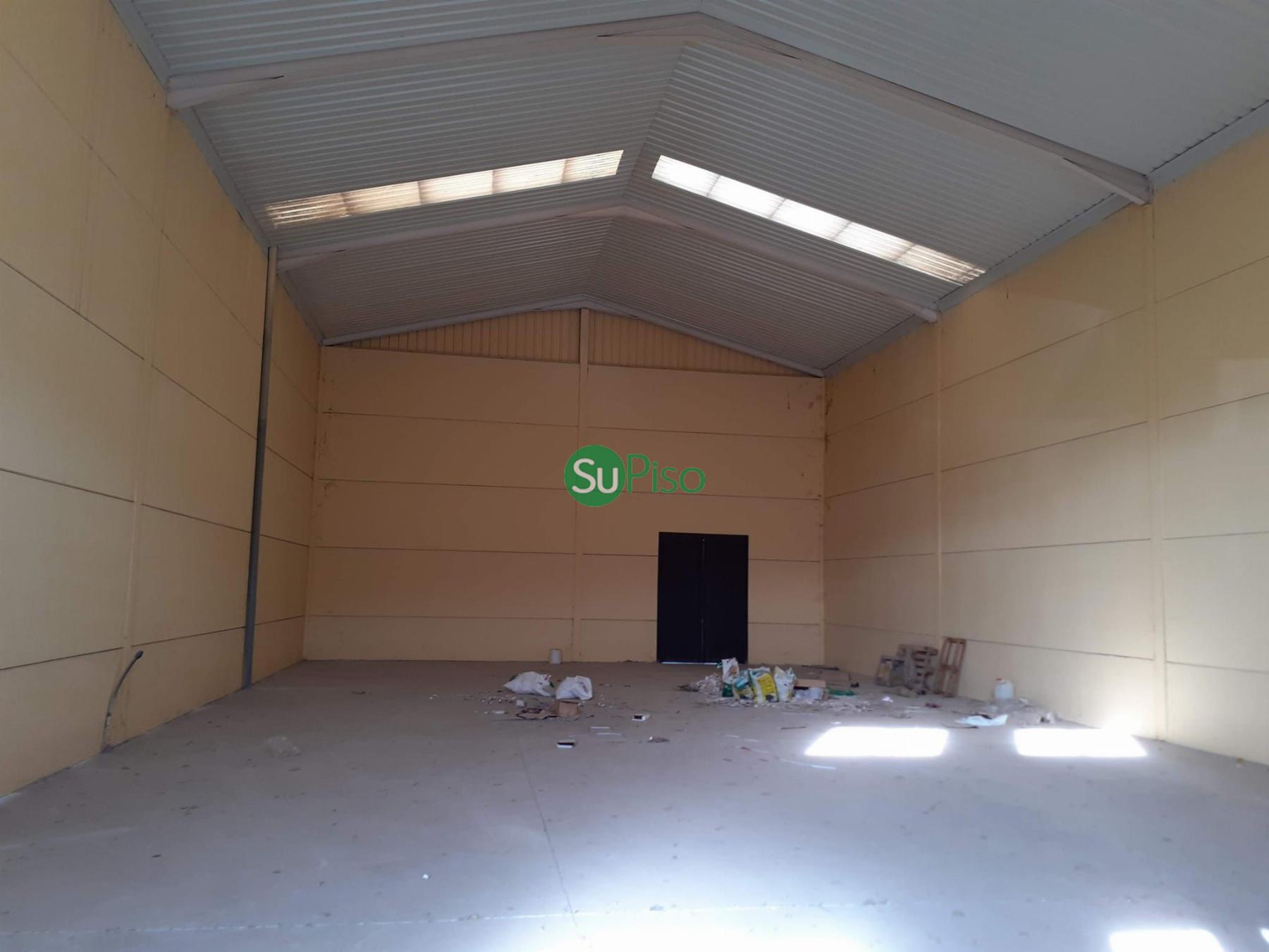 For sale of industrial plant/warehouse in Yuncos