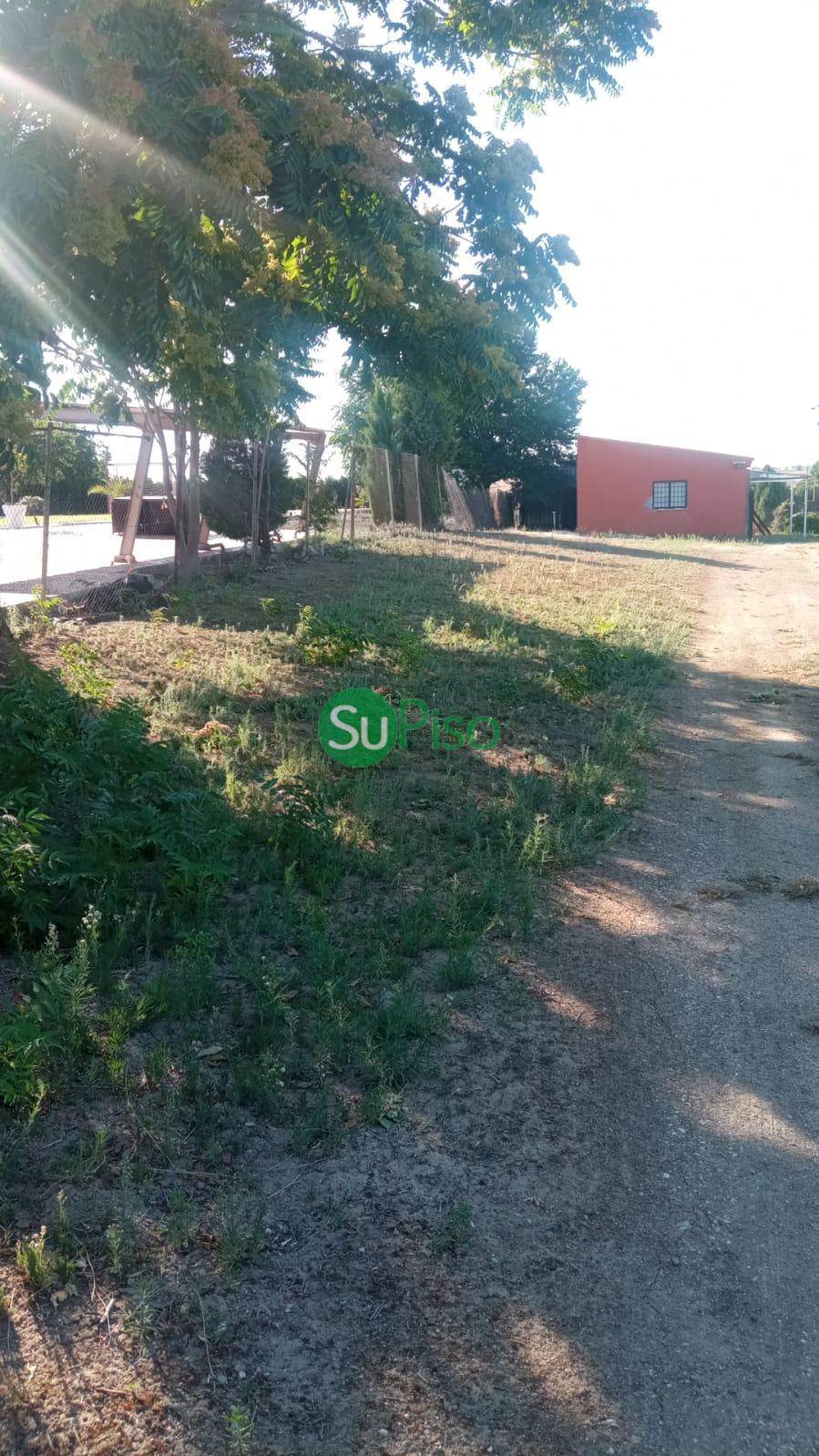 For sale of land in Yeles