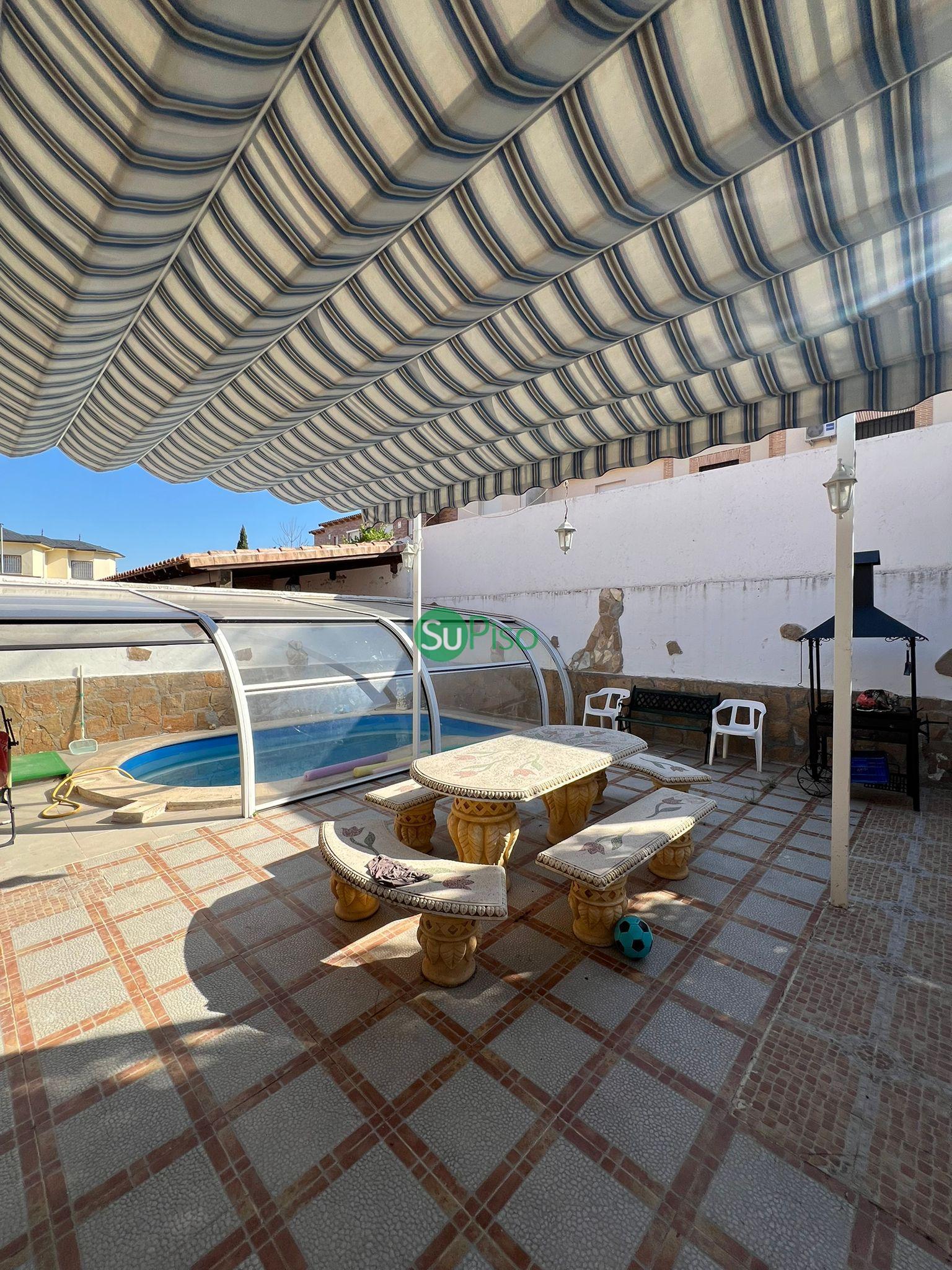 Venta de chalet en Esquivias