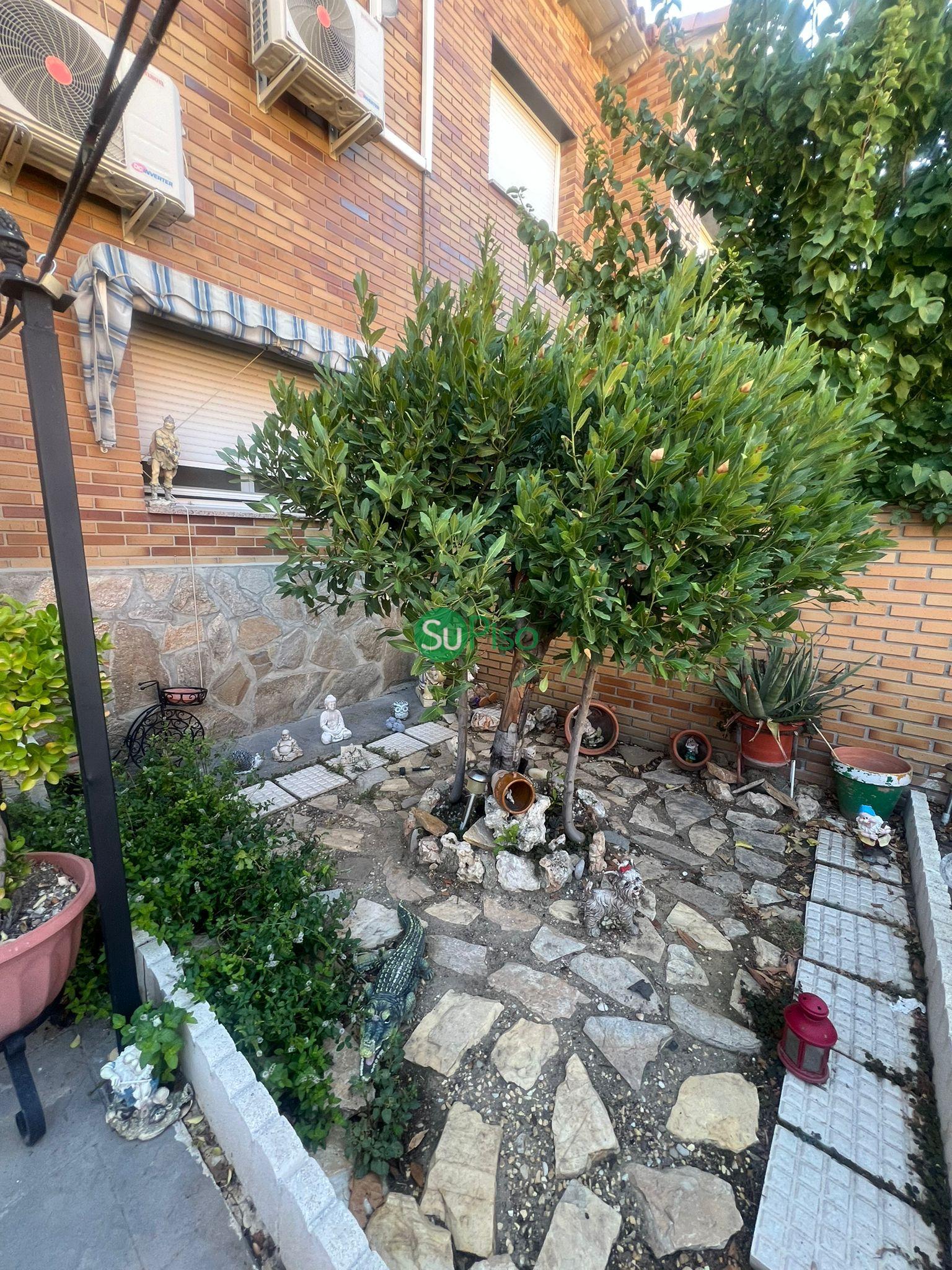 Venta de chalet en Esquivias