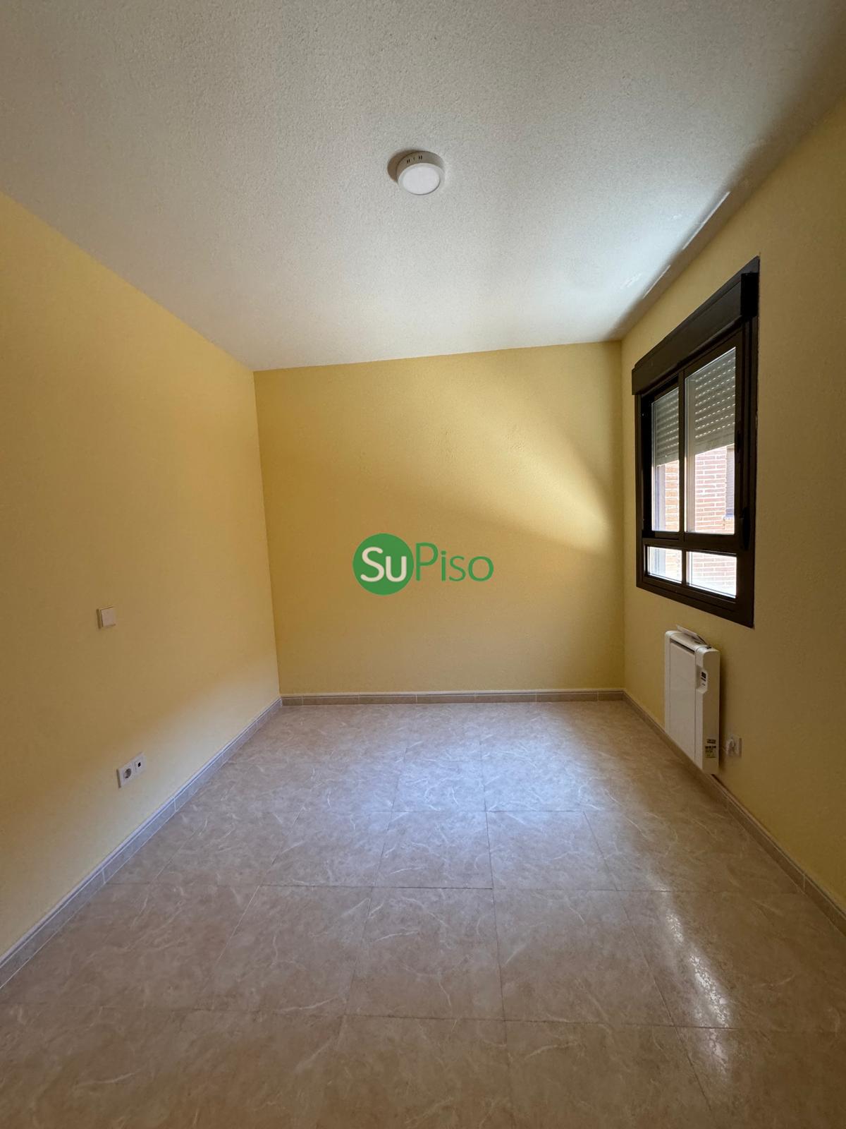 For rent of flat in Cedillo del Condado