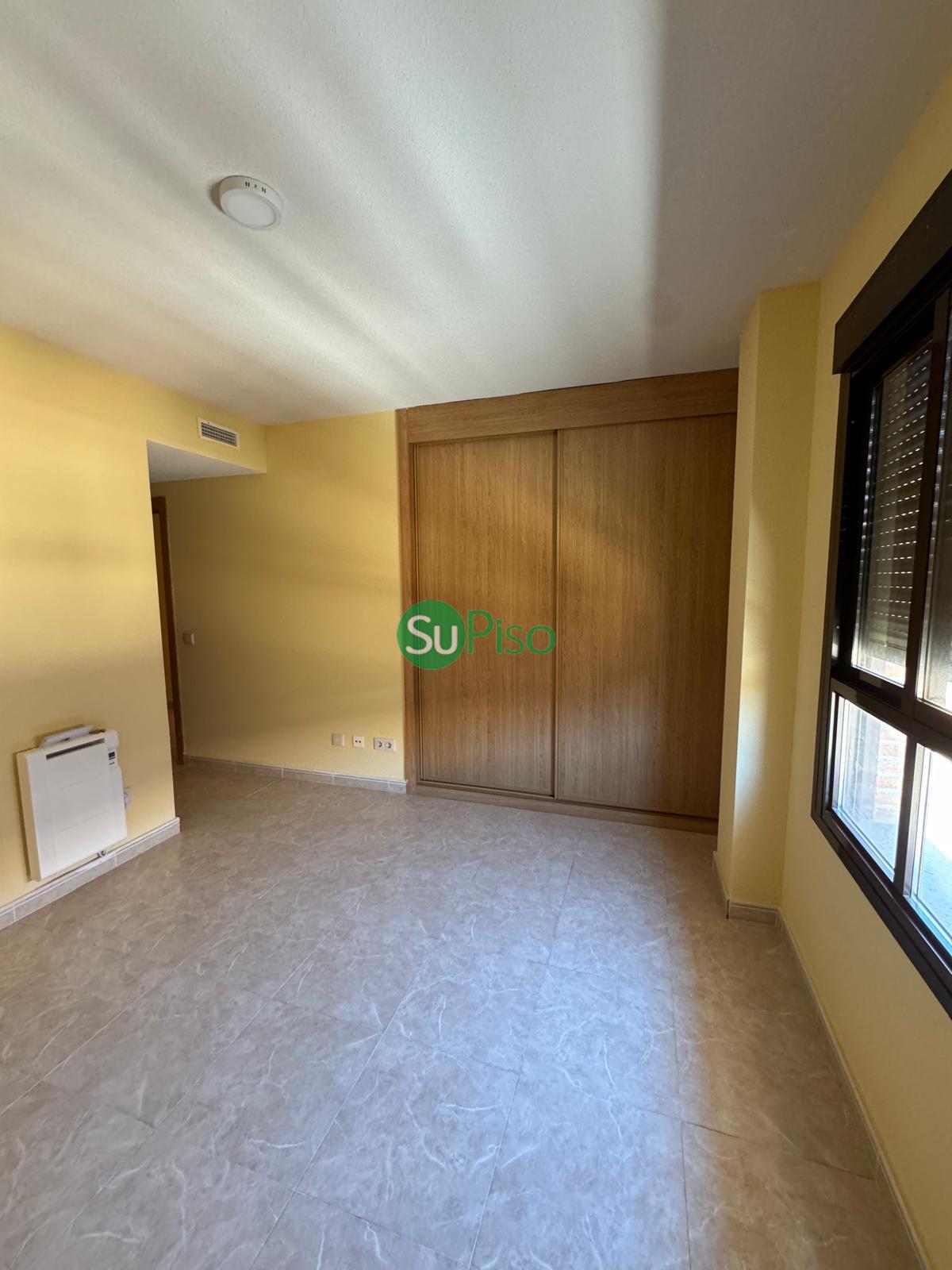 For rent of flat in Cedillo del Condado