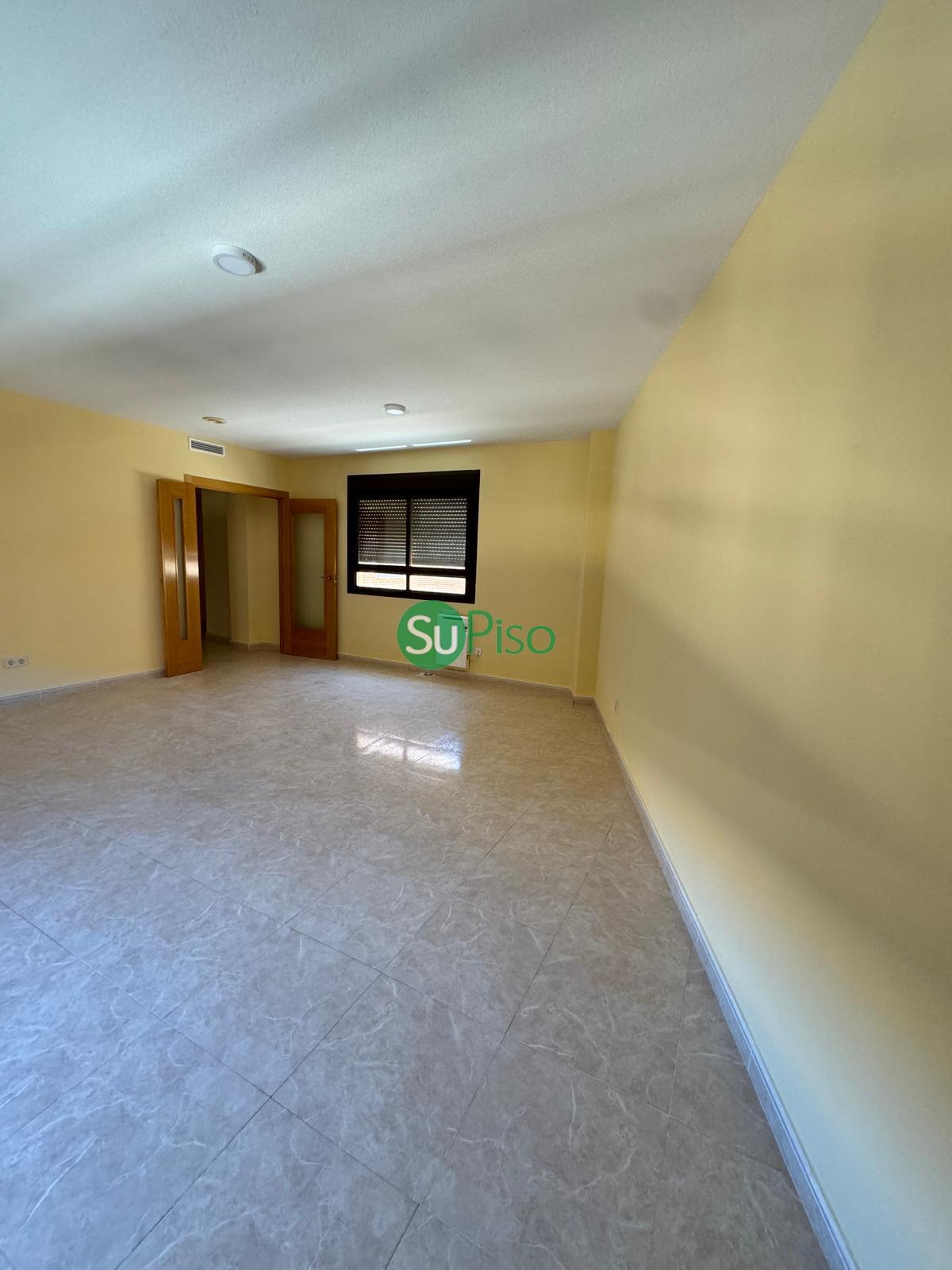 For rent of flat in Cedillo del Condado