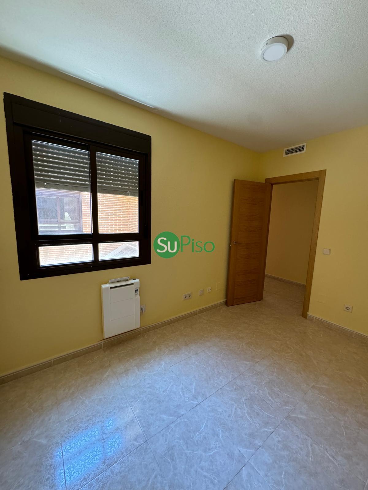 For rent of flat in Cedillo del Condado