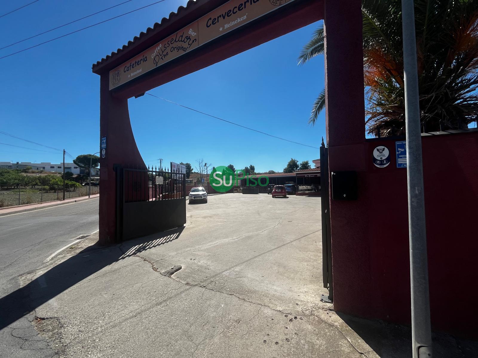 For sale of commercial in Yeles