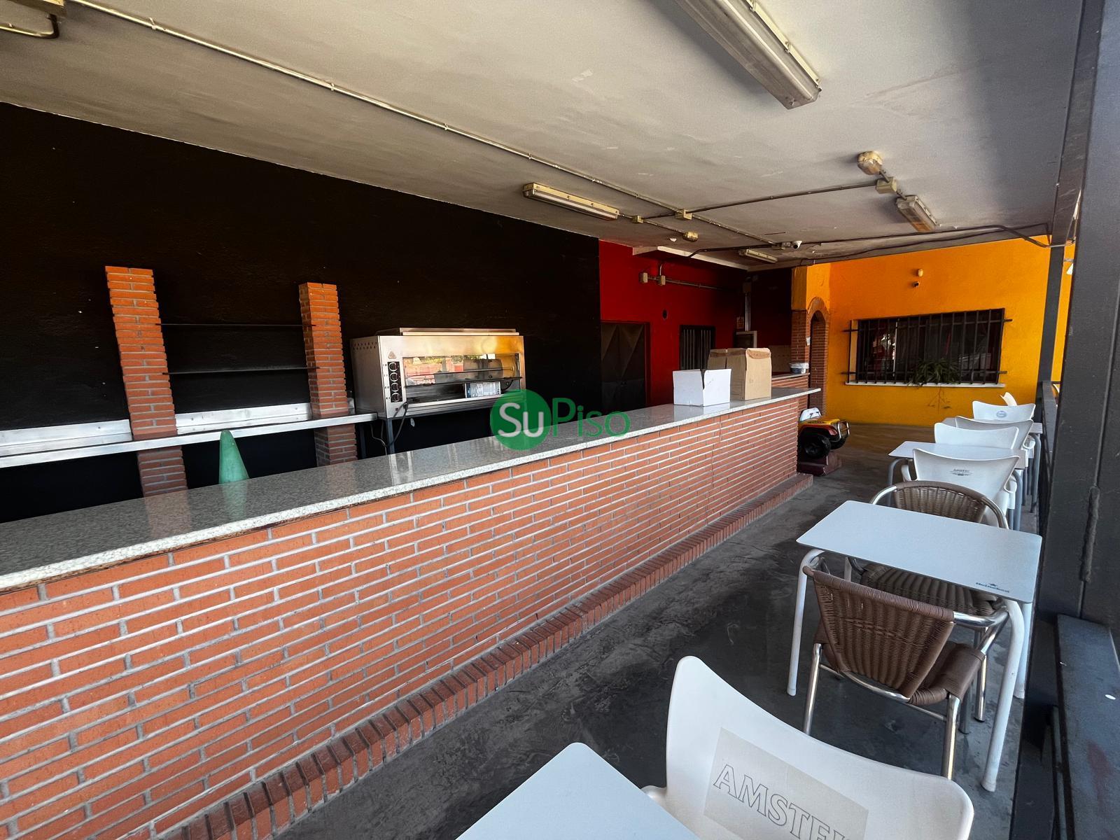 For sale of commercial in Yeles