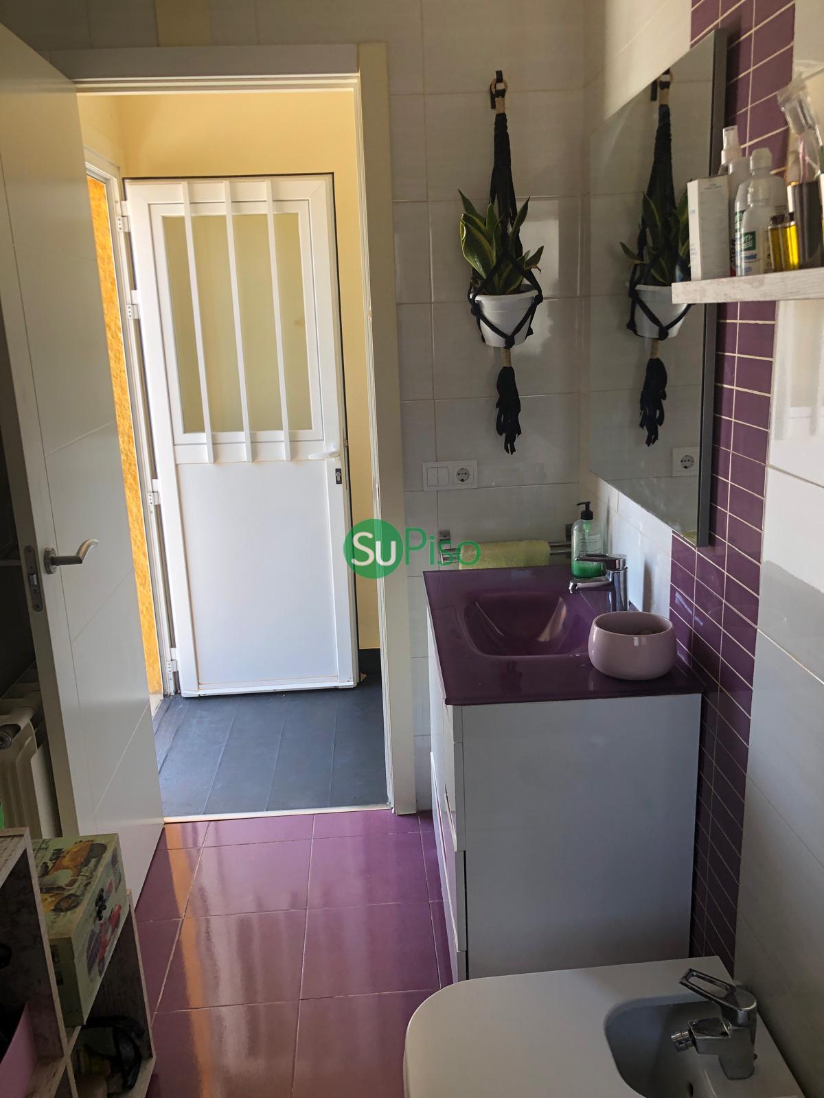 For sale of house in El Viso de San Juan