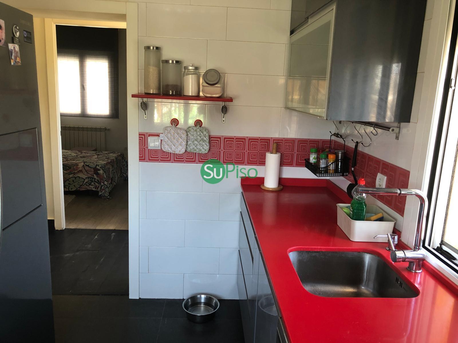 For sale of house in El Viso de San Juan