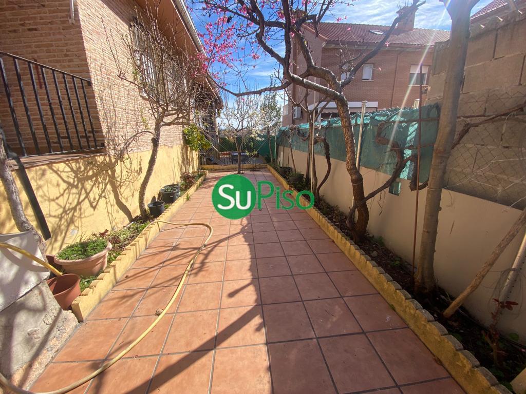 Venta de chalet en Yeles