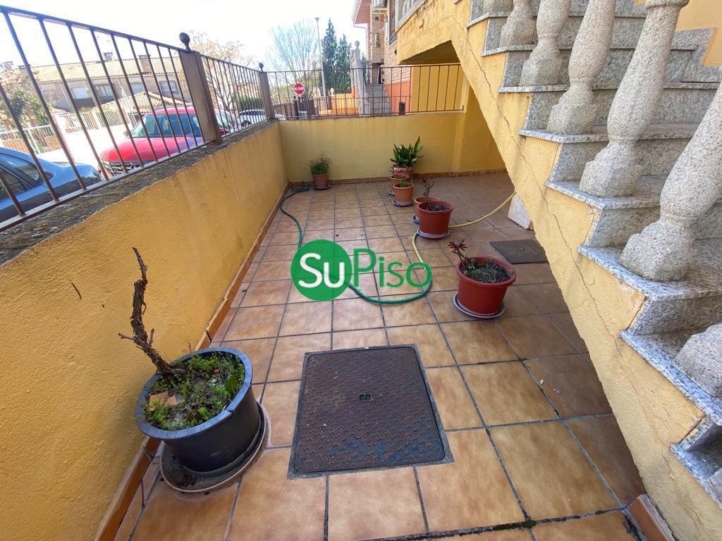 Venta de chalet en Yeles