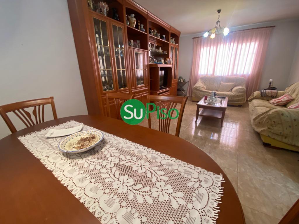 Venta de chalet en Yeles
