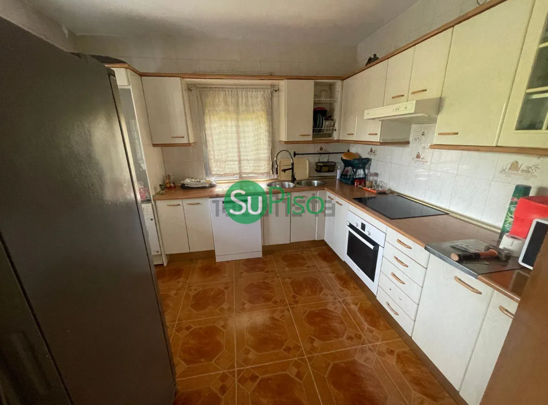 For sale of house in Palomeque