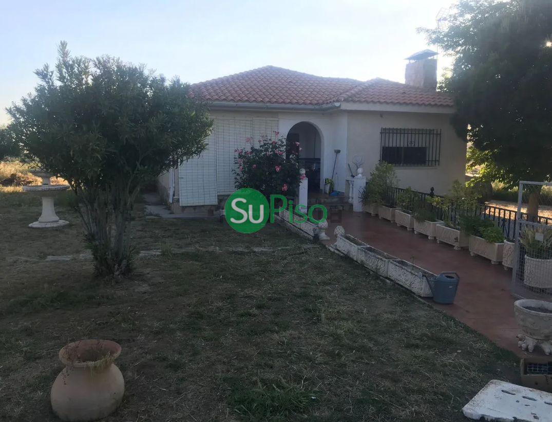 For sale of house in Palomeque