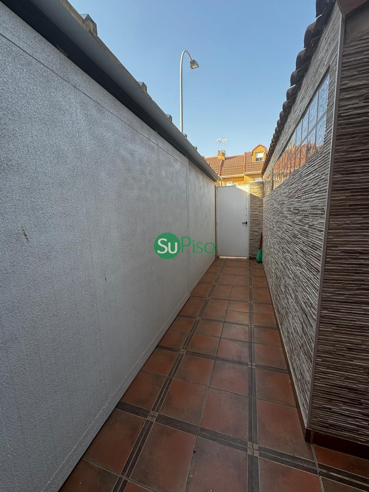 Venta de casa en Ugena