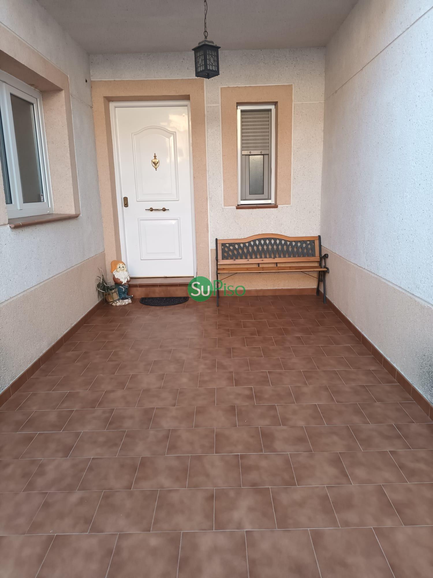 For sale of house in Borox