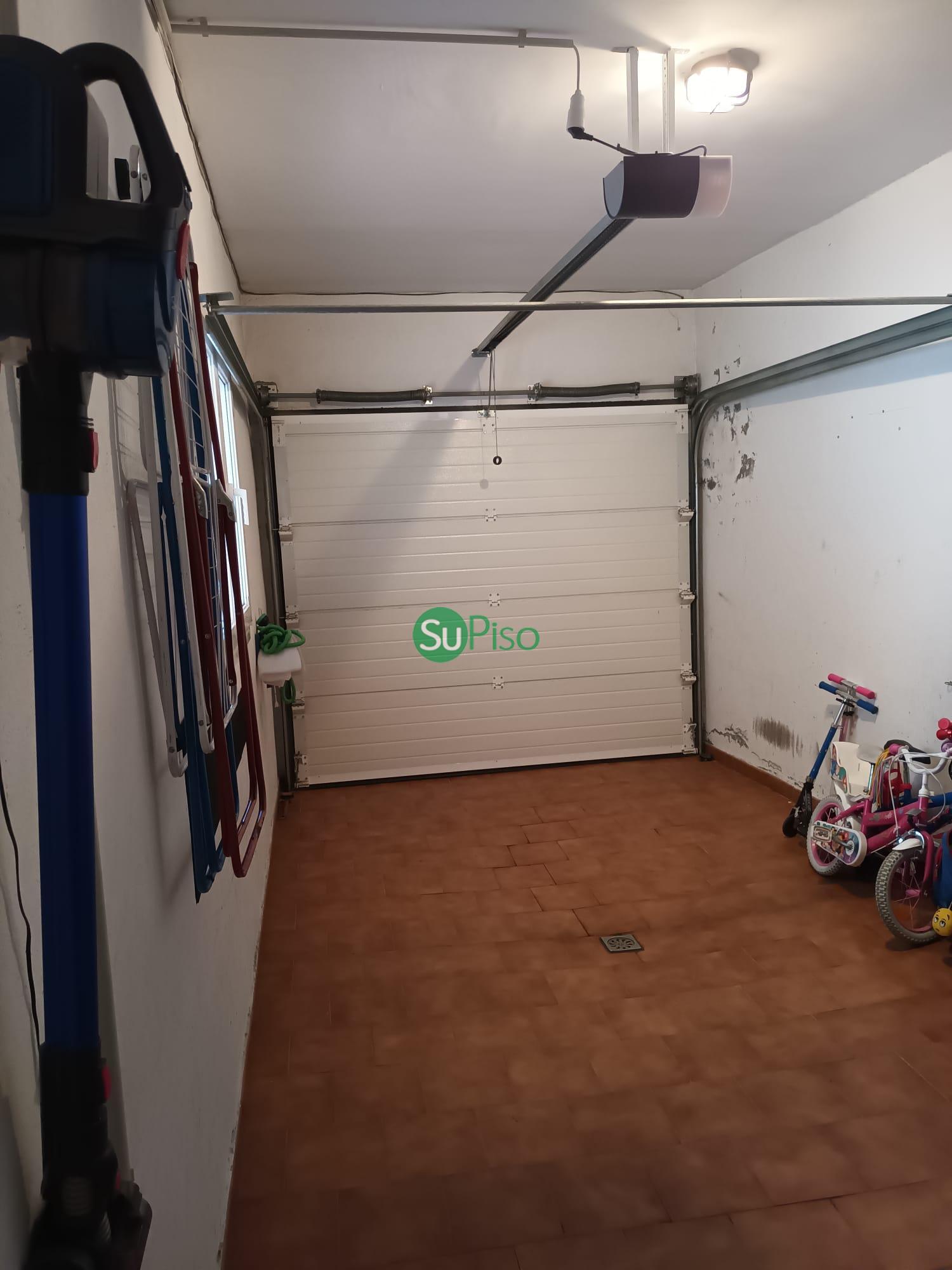 For sale of house in Borox