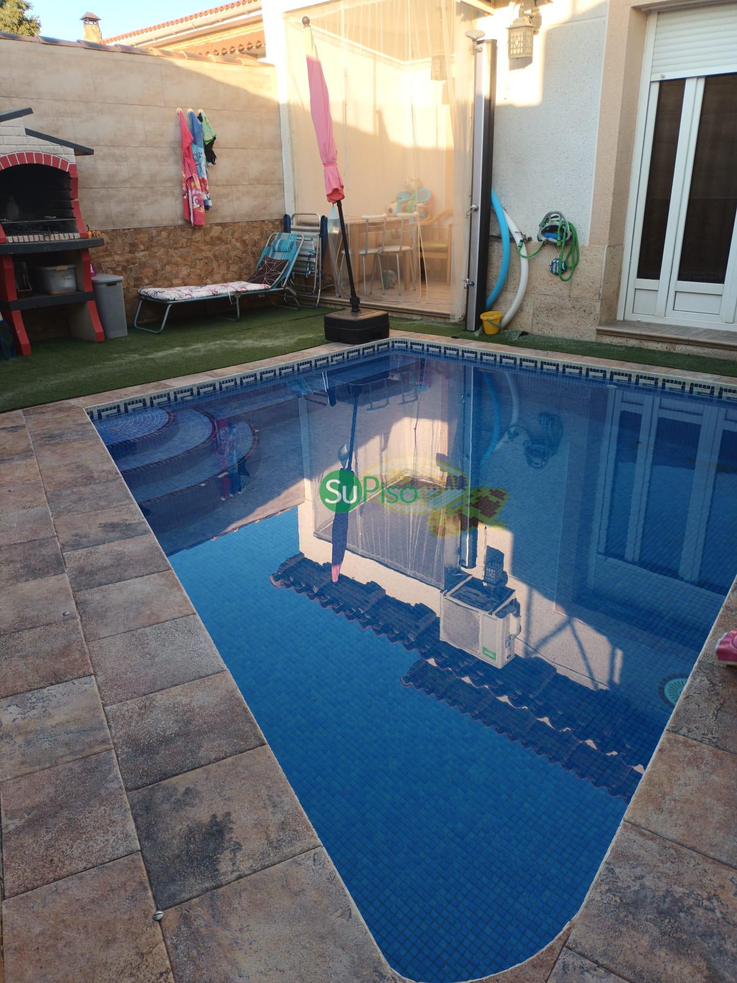 For sale of house in Borox